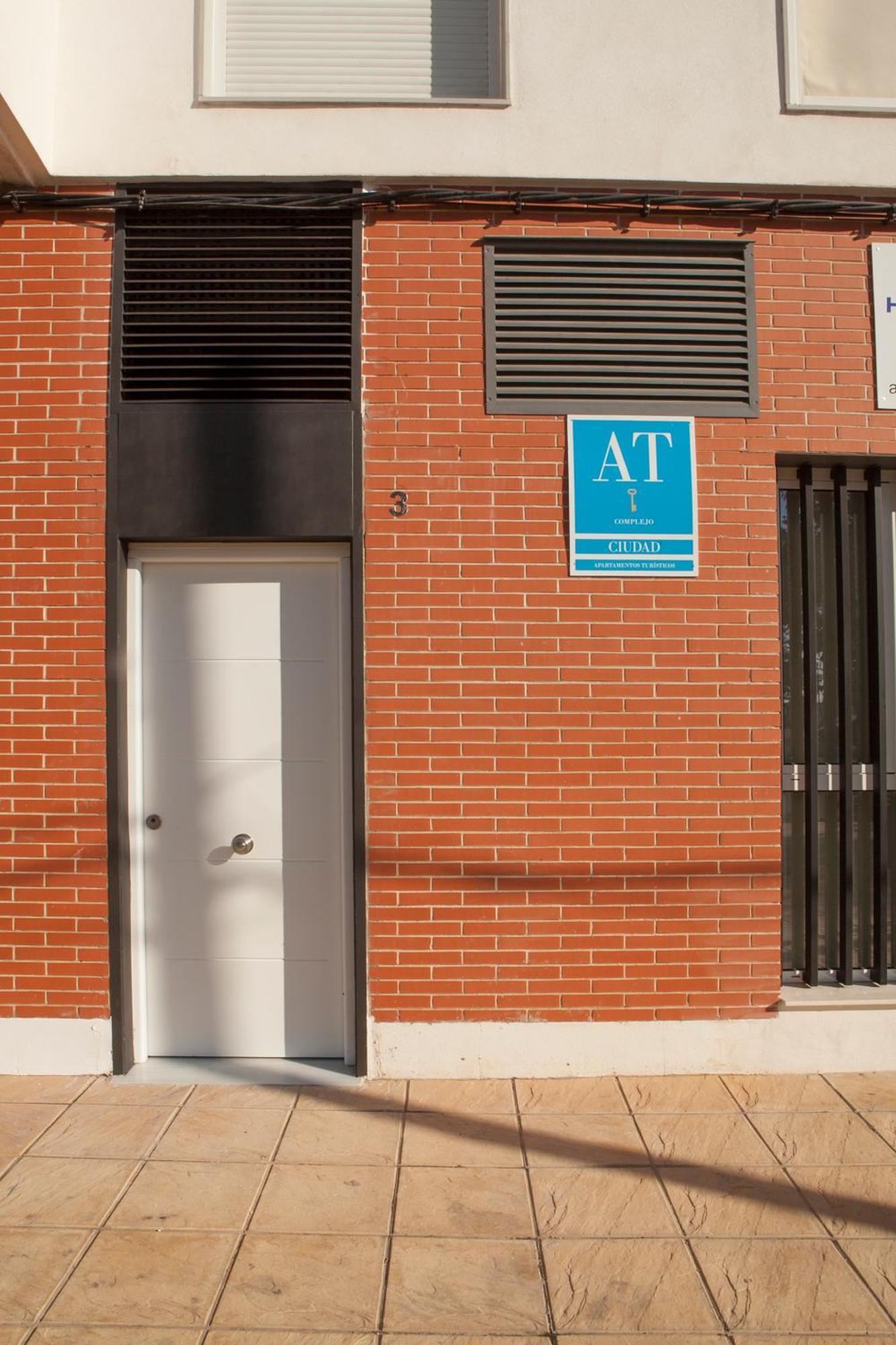Apartamentos Rg Hospital Valme Sevilha Exterior foto